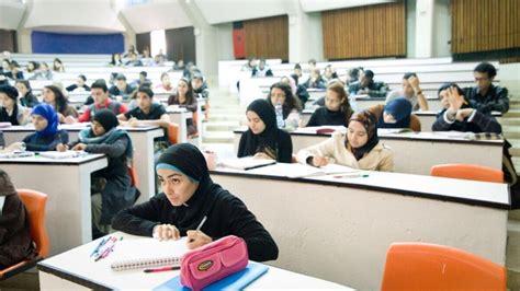 Your guide to college admissions in the UAE in 2024.